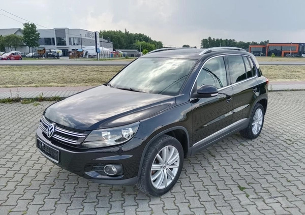 Volkswagen Tiguan cena 39900 przebieg: 230000, rok produkcji 2012 z Stąporków małe 379